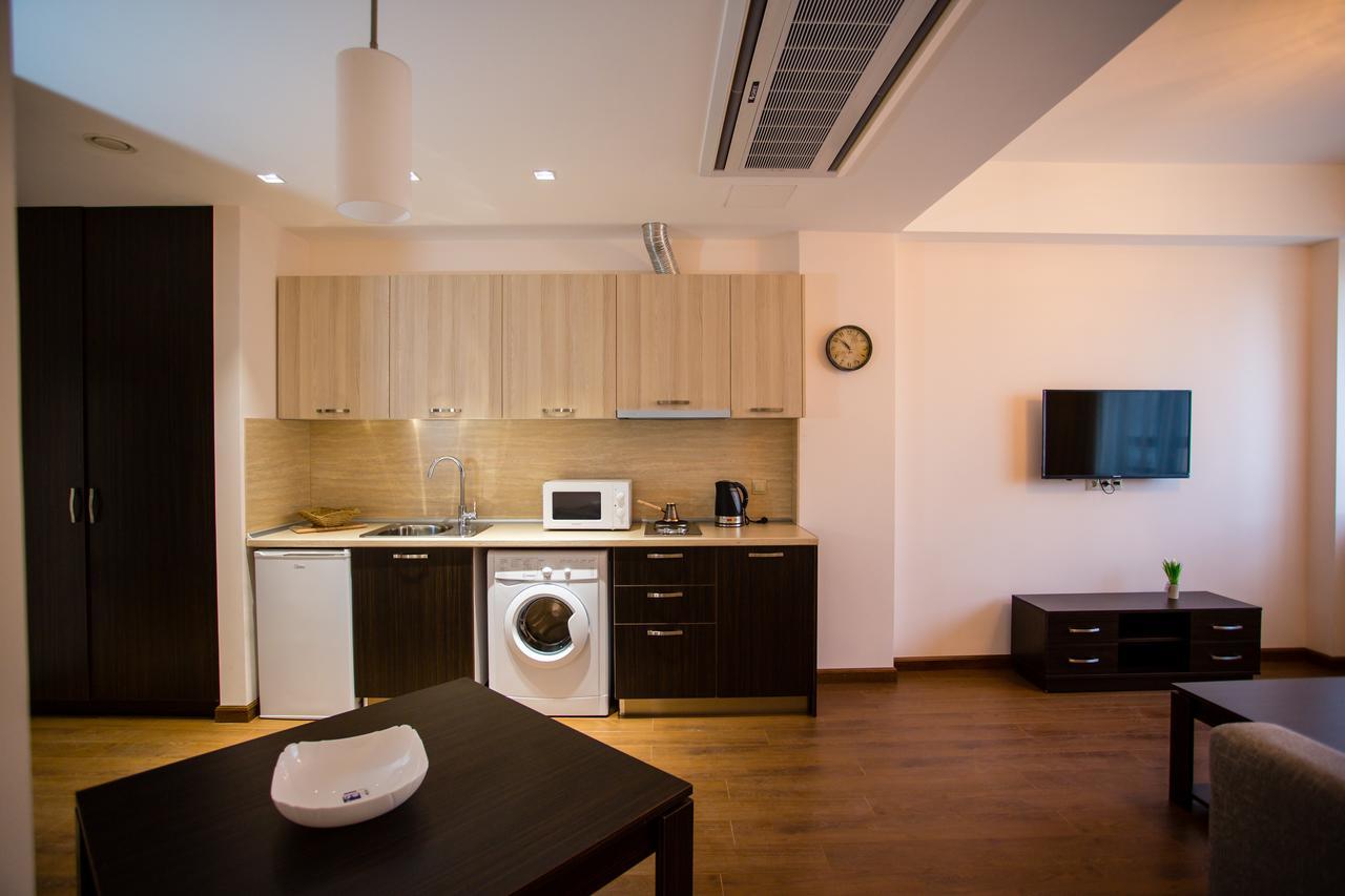 Welcome City Center Apartments Yerevan Bagian luar foto