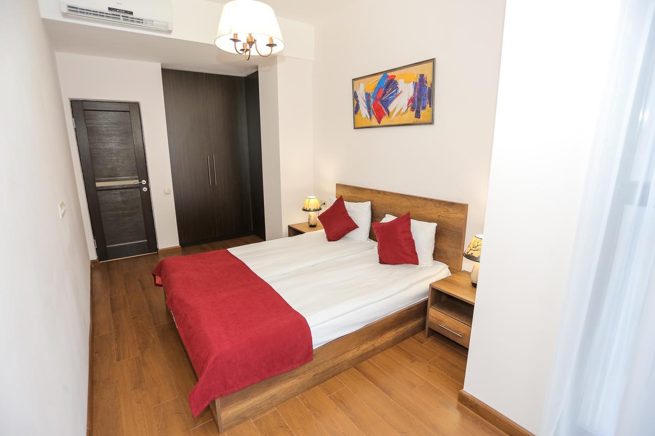 Welcome City Center Apartments Yerevan Bagian luar foto