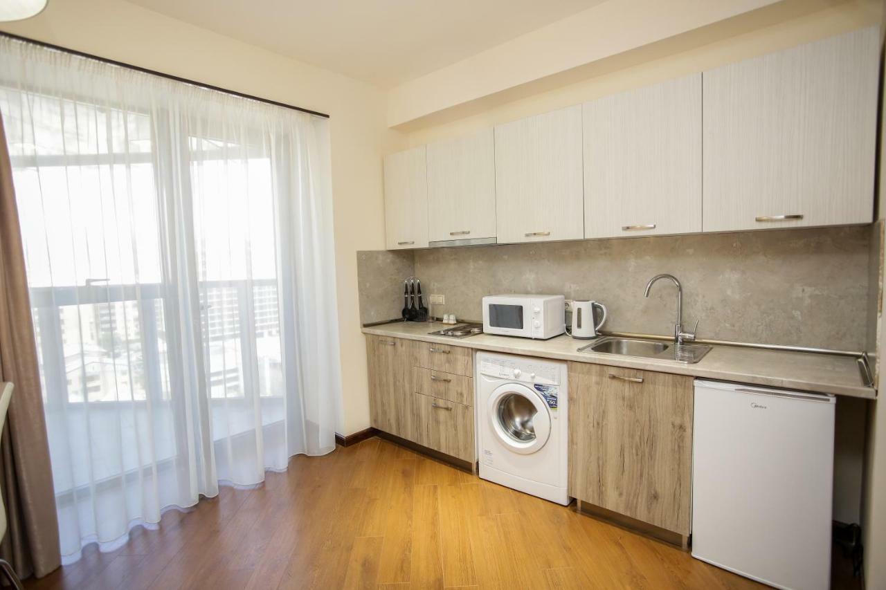 Welcome City Center Apartments Yerevan Bagian luar foto