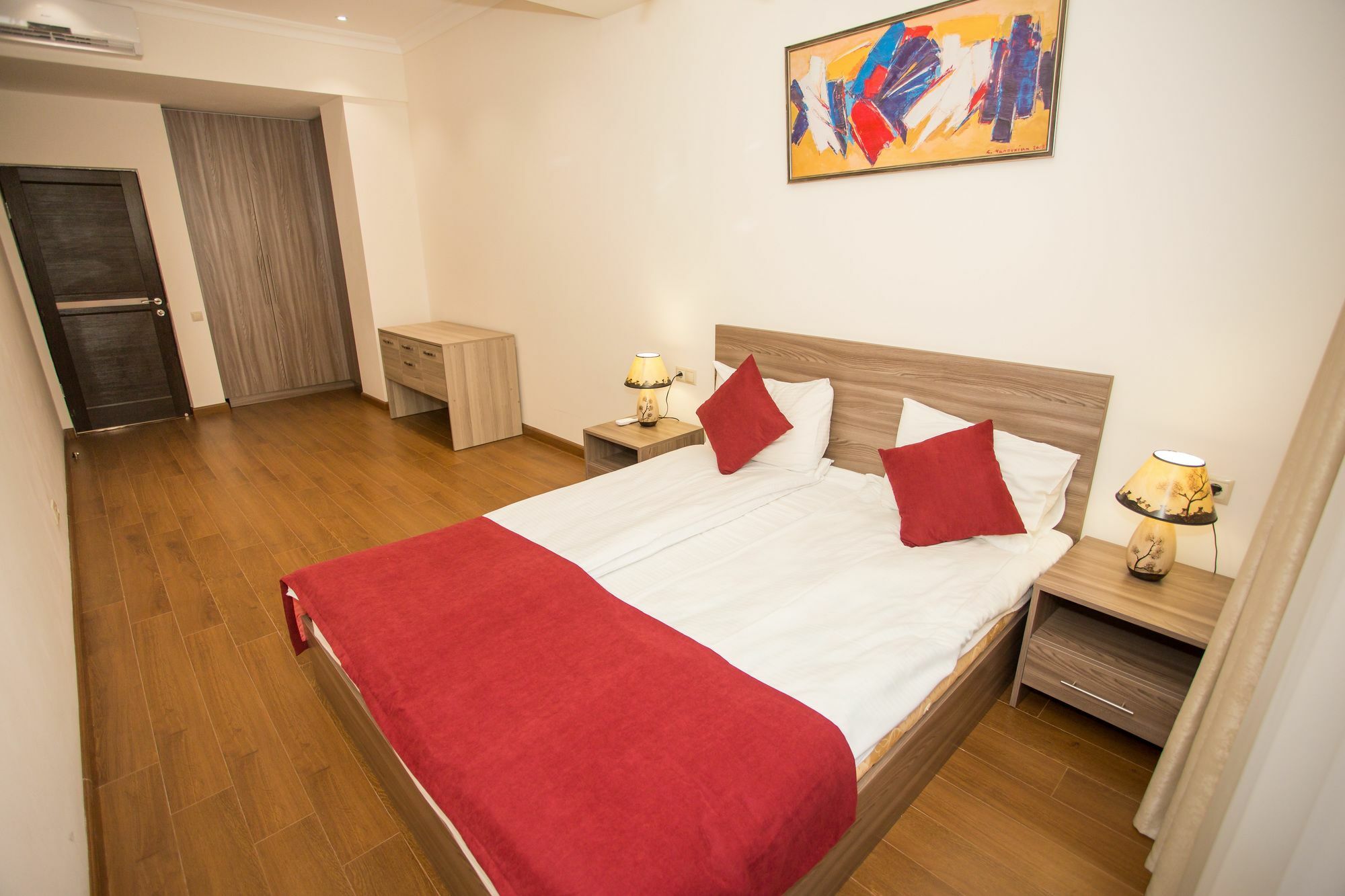 Welcome City Center Apartments Yerevan Bagian luar foto