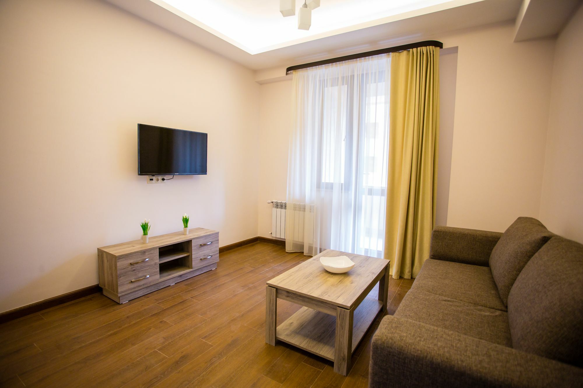 Welcome City Center Apartments Yerevan Bagian luar foto