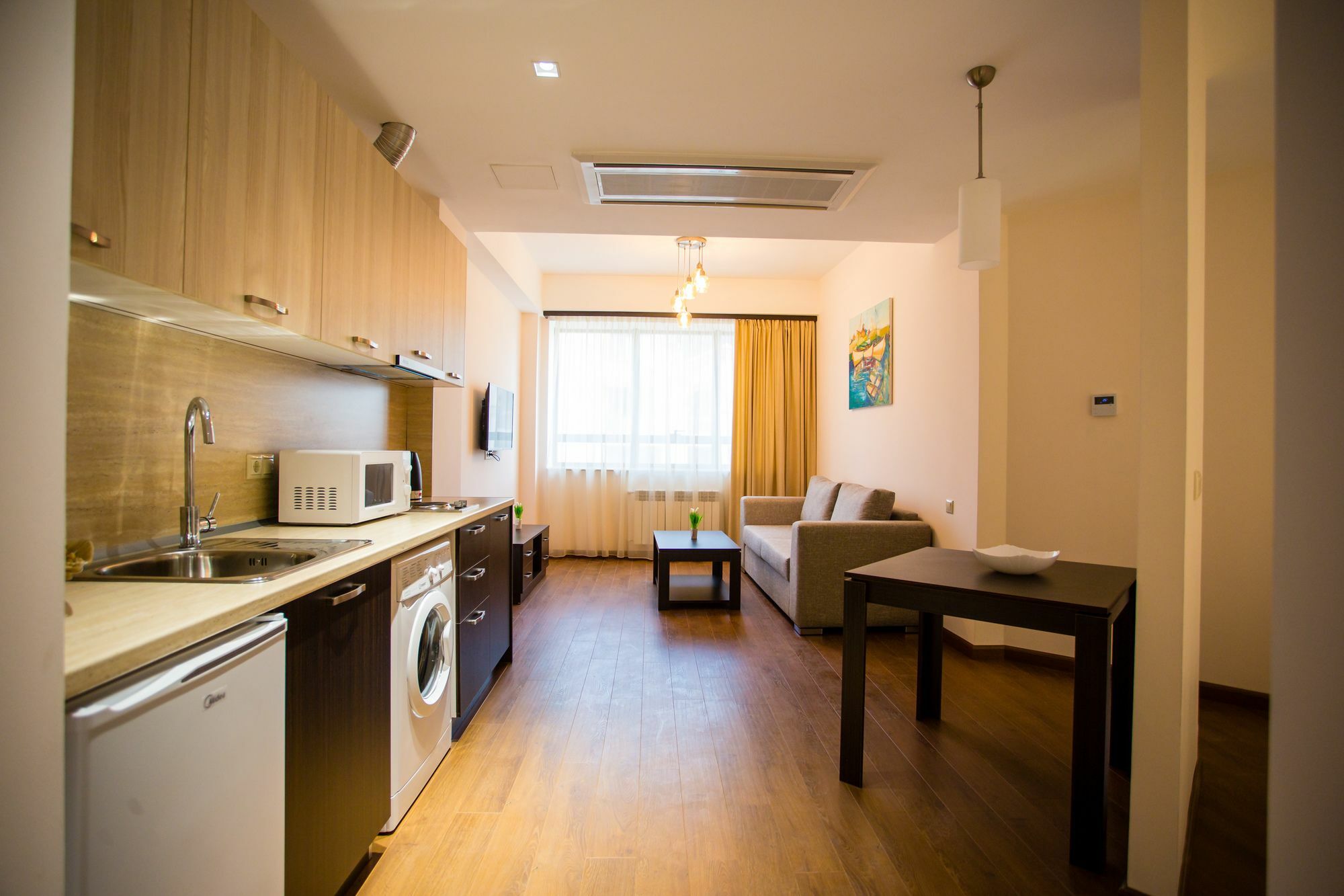 Welcome City Center Apartments Yerevan Bagian luar foto